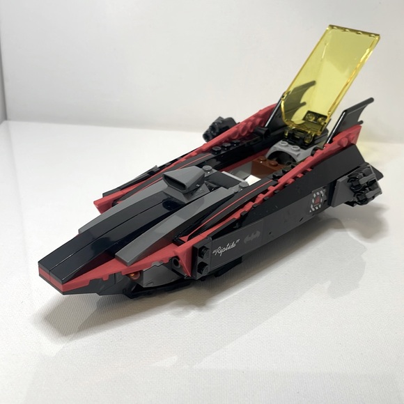 Lego Batcave Break In - Picture 4 of 11